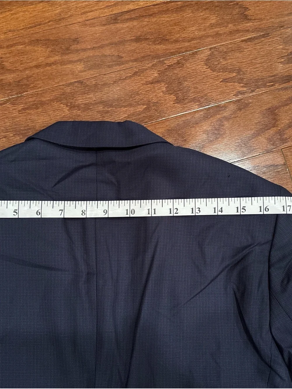 Hugo Boss elegant navy